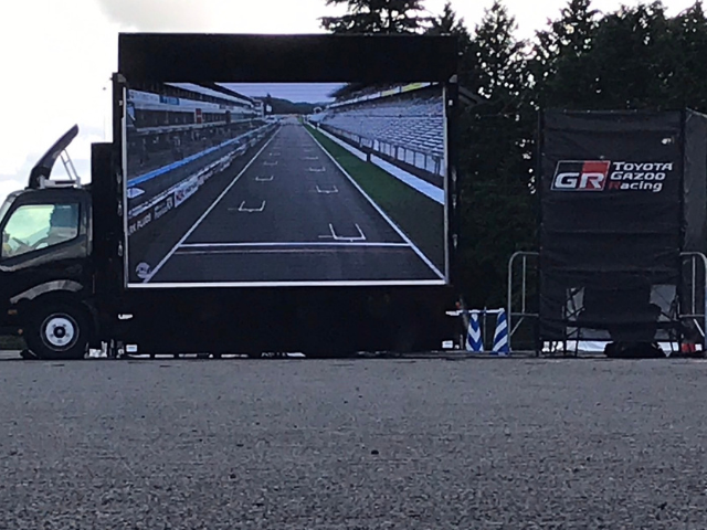 ラリーイベントGT（レンタル事例:LEDビジョンカーのトラック）